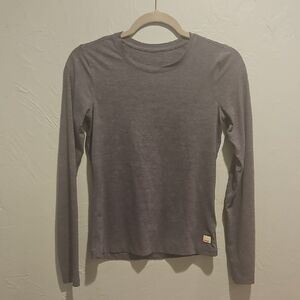 Vuori Charcoal Long Sleeve Women's Tee